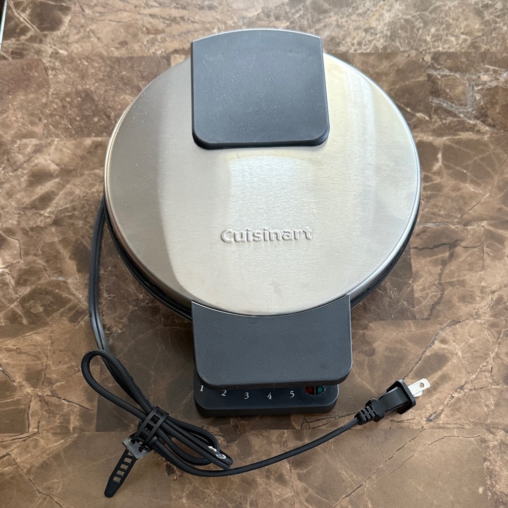 Cuisinart Silver and Black Round Waffle Maker